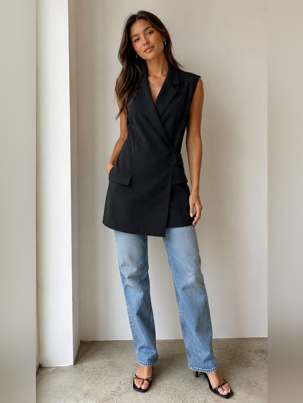 Zara Black Sleeveless Tailored Blazer Vest